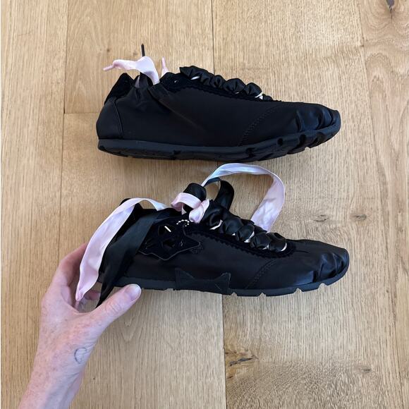 Naked Wolfe Sneakers Satin Adorable Size US & Black Pink - Picture 2 of 9